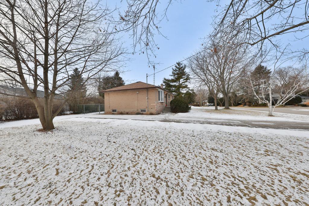 Photo 37 of 254 Foxbar Road, Burlington, Appleby — HOMEH
