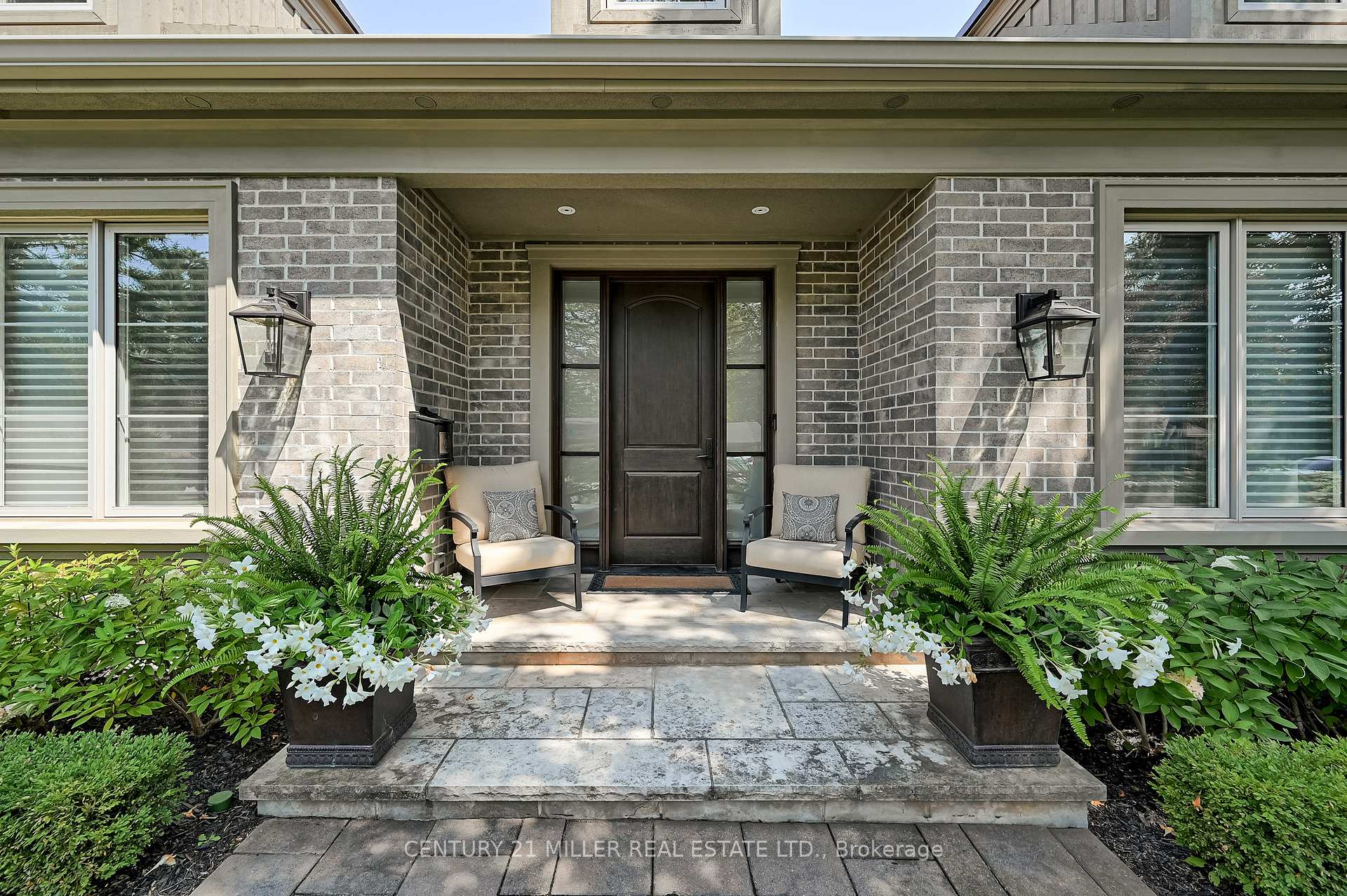 Photo 4 of 823 Partridge Drive, Burlington, LaSalle — HOMEH