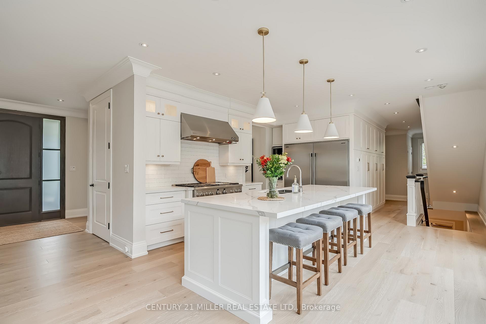 Photo 19 of 823 Partridge Drive, Burlington, LaSalle — HOMEH