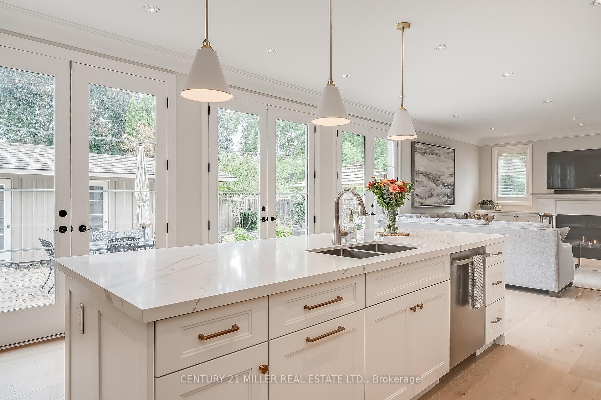 Photo 20 of 823 Partridge Drive, Burlington, LaSalle — HOMEH