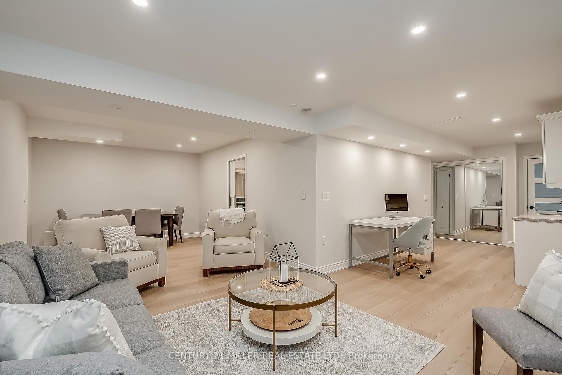 Photo 33 of 823 Partridge Drive, Burlington, LaSalle — HOMEH