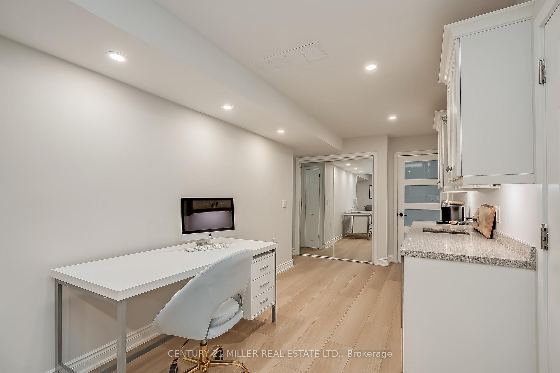 Photo 34 of 823 Partridge Drive, Burlington, LaSalle — HOMEH