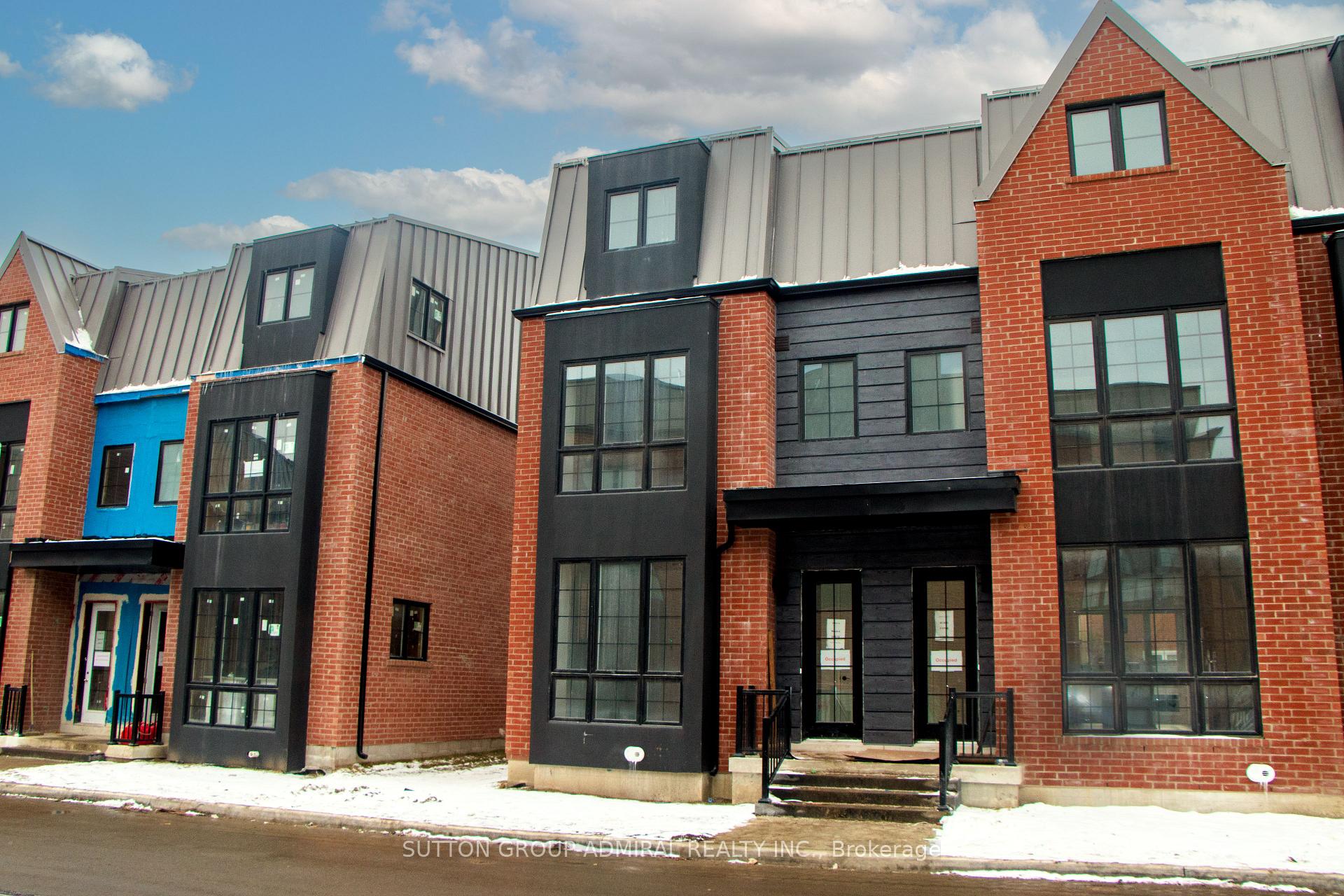 Photo 4 of 23 Alton Crescent, Vaughan, Uplands — HOMEH