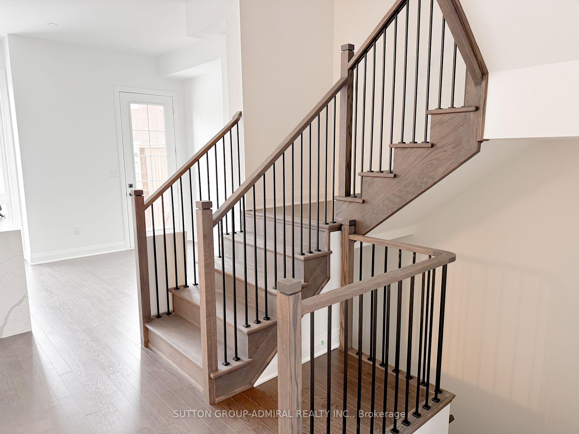 Photo 7 of 23 Alton Crescent, Vaughan, Uplands — HOMEH