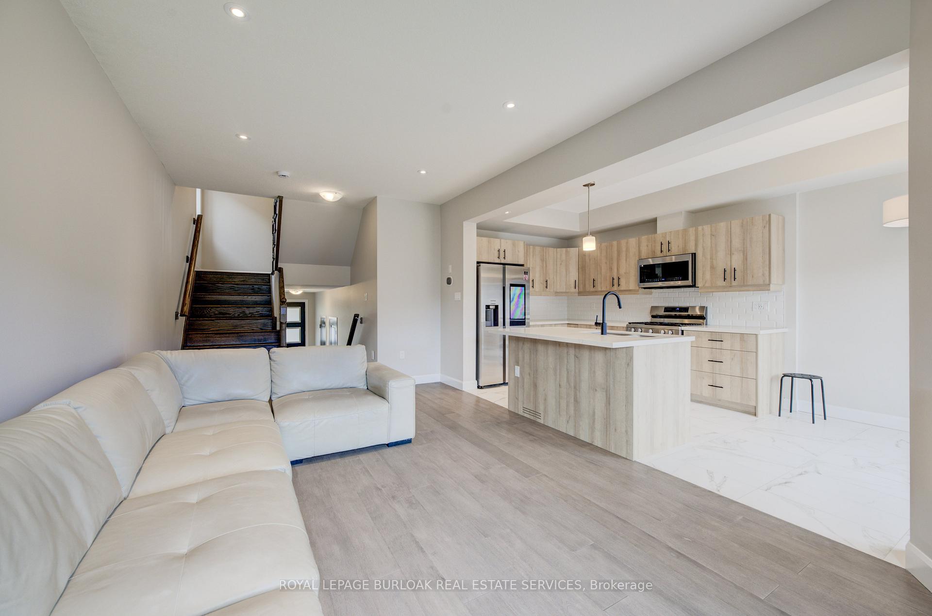 Photo 8 of 71 Bensley Lane, Hamilton, Mountview — HOMEH