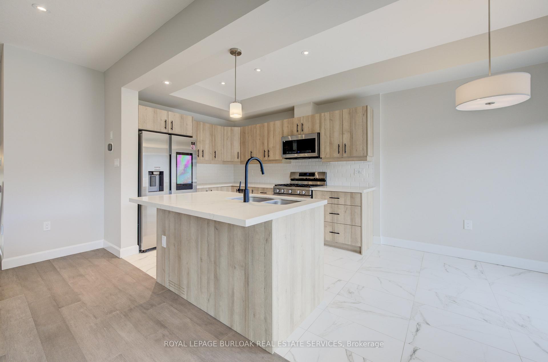 Photo 9 of 71 Bensley Lane, Hamilton, Mountview — HOMEH