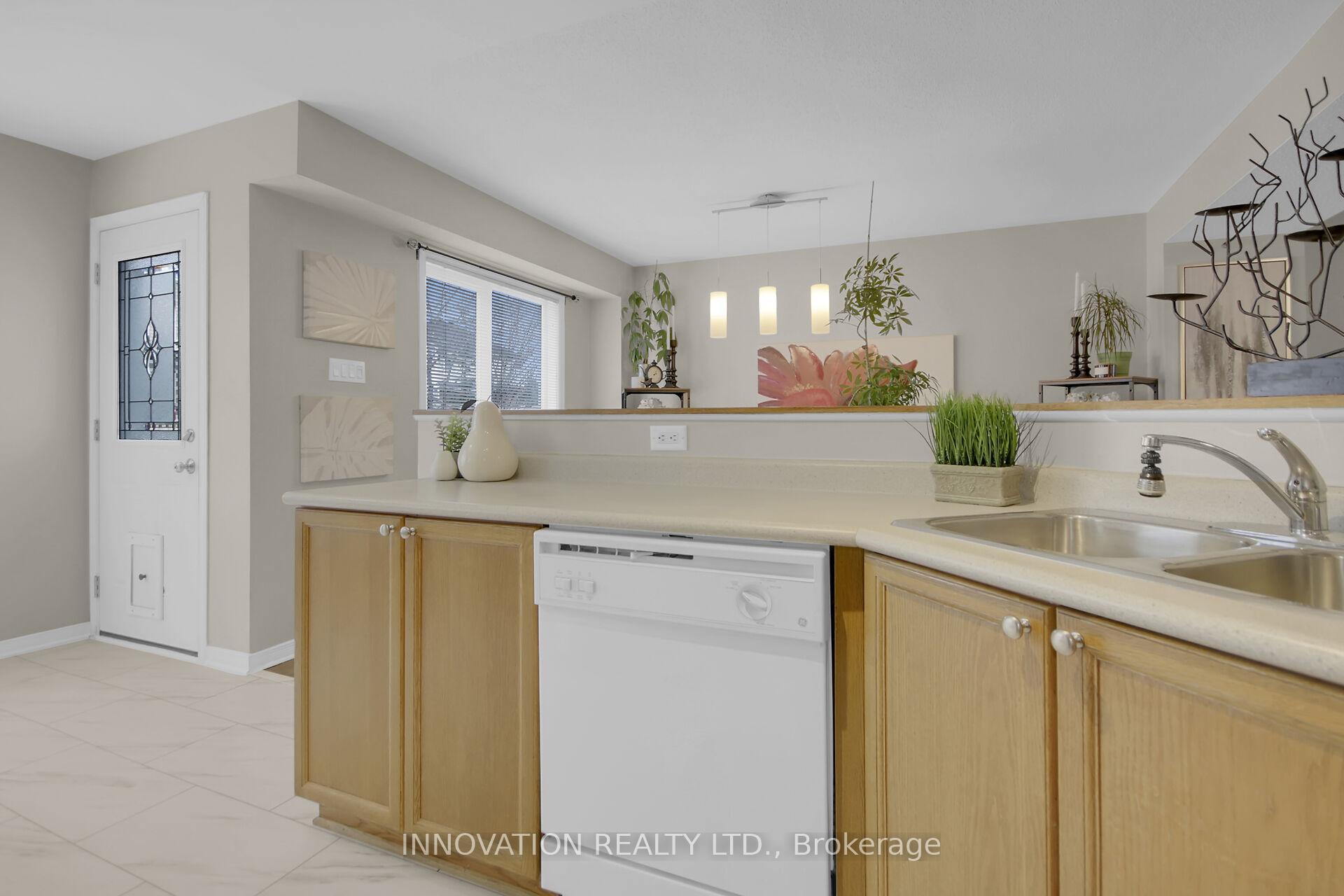 Photo 10 of 1145 Clyde Avenue, Ottawa, Central Park — HOMEH