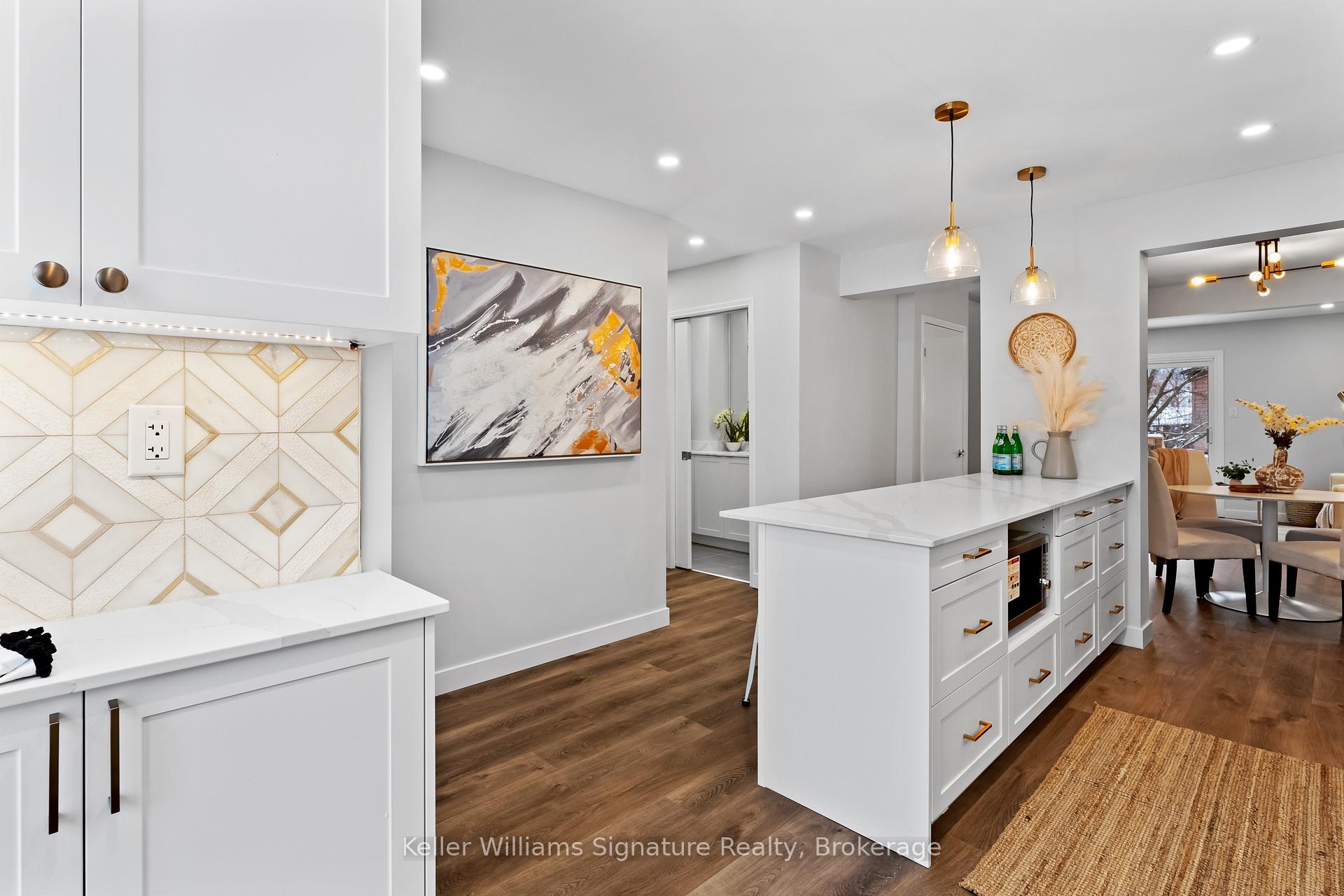Photo 9 of 2265 Middlesmoor Crescent, Burlington, Brant Hills — HOMEH