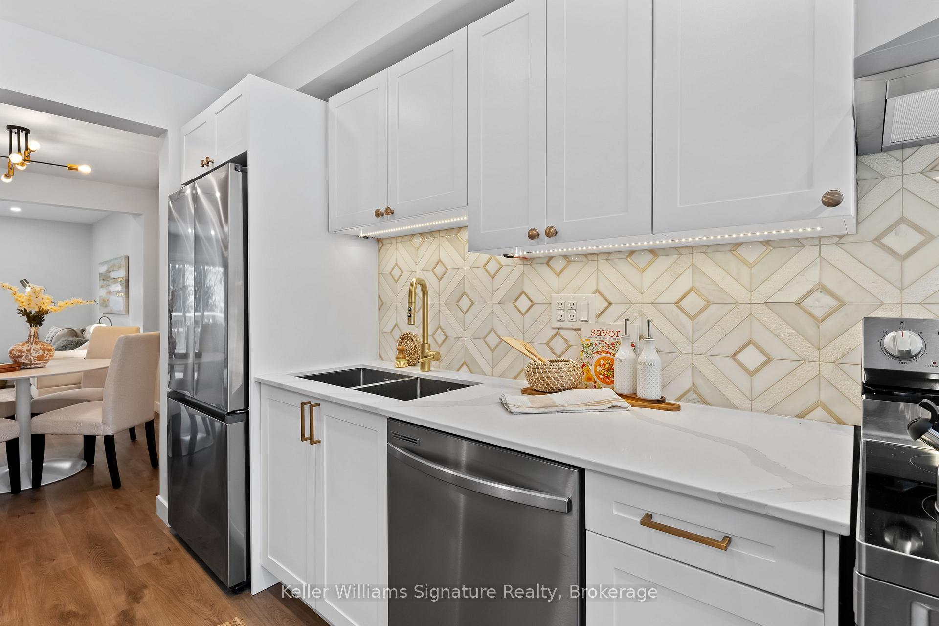 Photo 11 of 2265 Middlesmoor Crescent, Burlington, Brant Hills — HOMEH