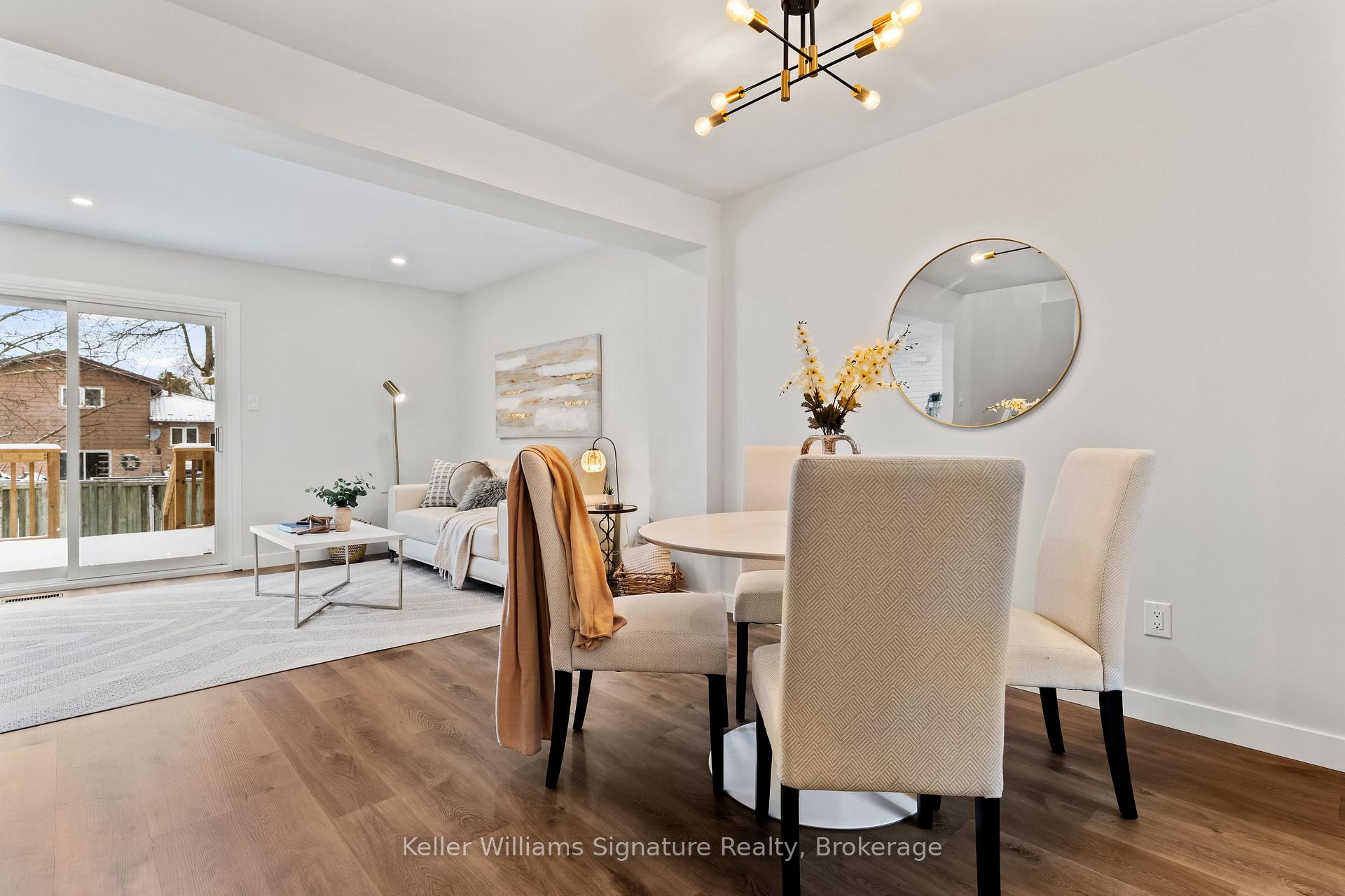 Photo 12 of 2265 Middlesmoor Crescent, Burlington, Brant Hills — HOMEH