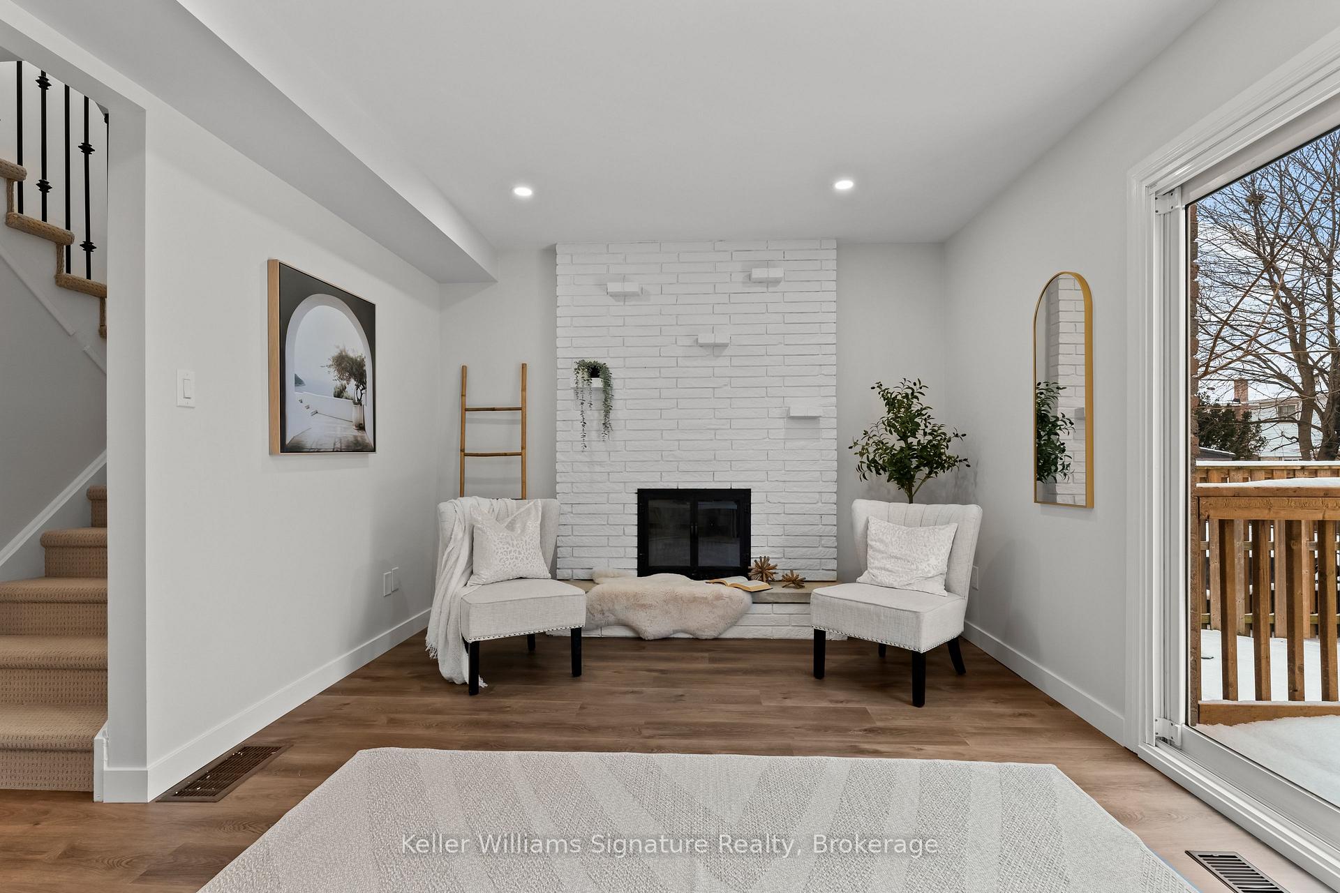 Photo 14 of 2265 Middlesmoor Crescent, Burlington, Brant Hills — HOMEH