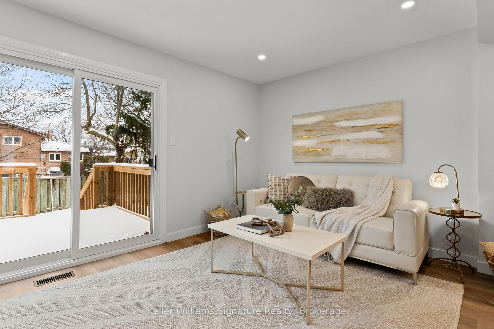 Photo 15 of 2265 Middlesmoor Crescent, Burlington, Brant Hills — HOMEH