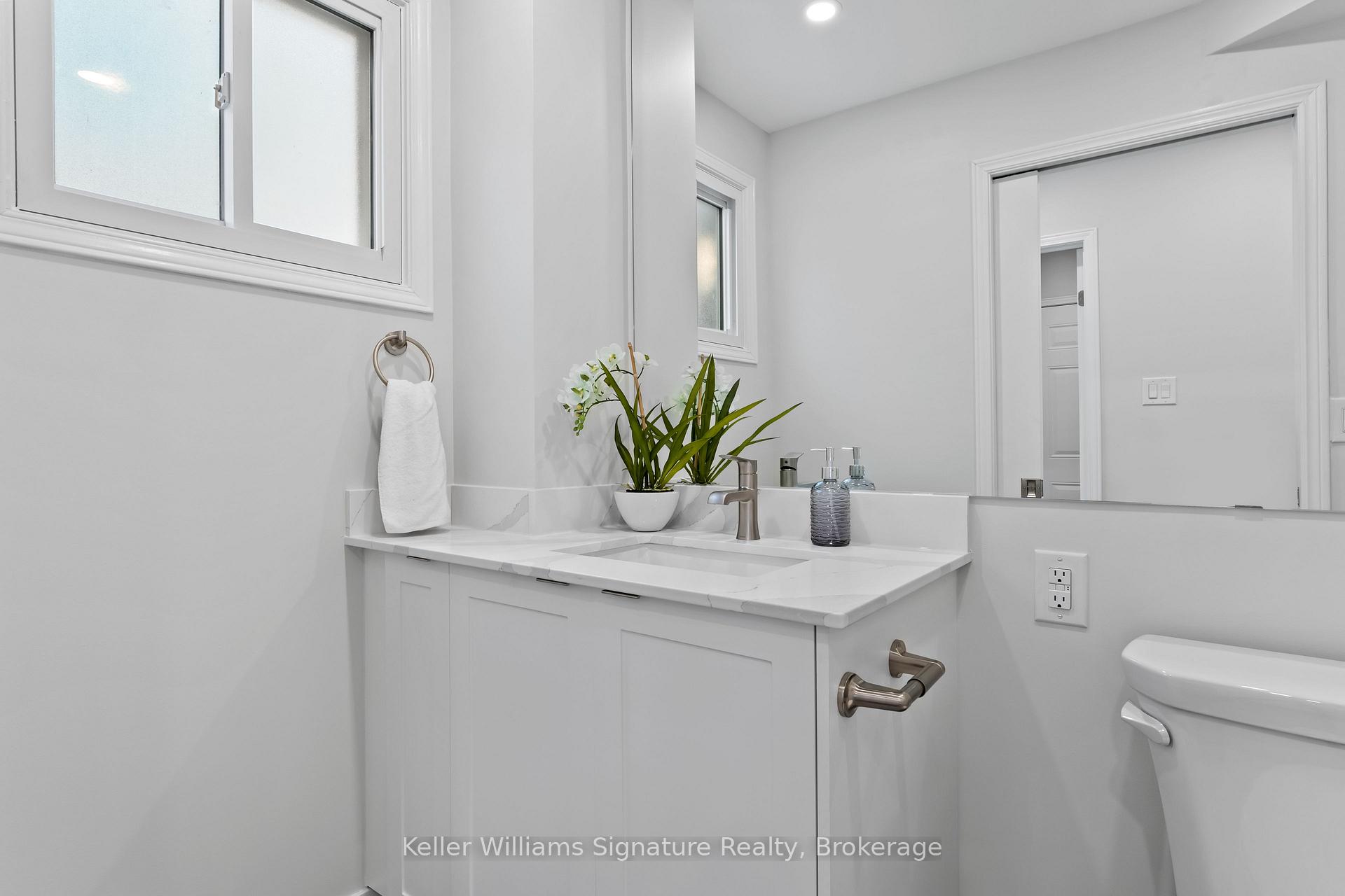 Photo 17 of 2265 Middlesmoor Crescent, Burlington, Brant Hills — HOMEH