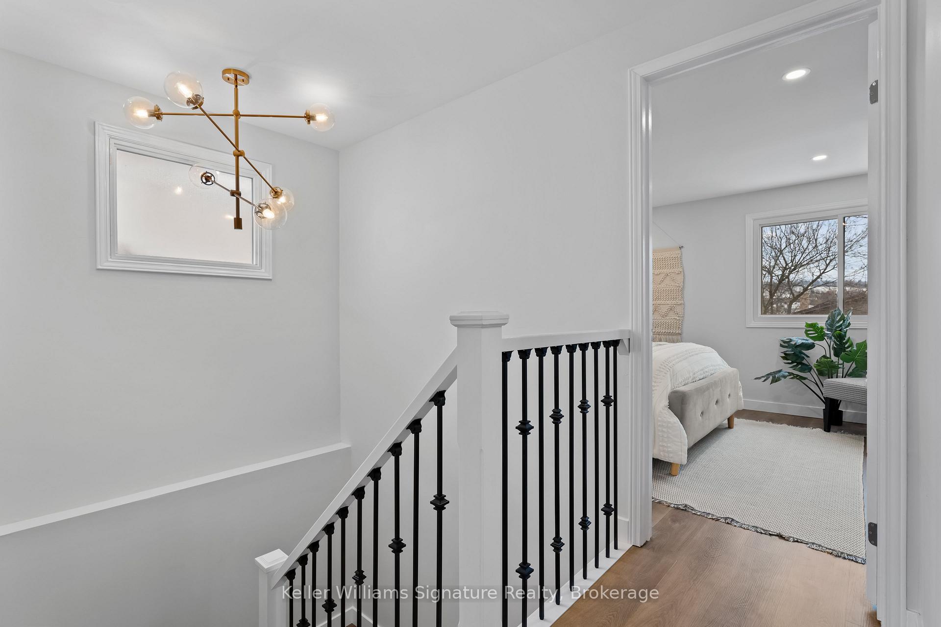 Photo 19 of 2265 Middlesmoor Crescent, Burlington, Brant Hills — HOMEH