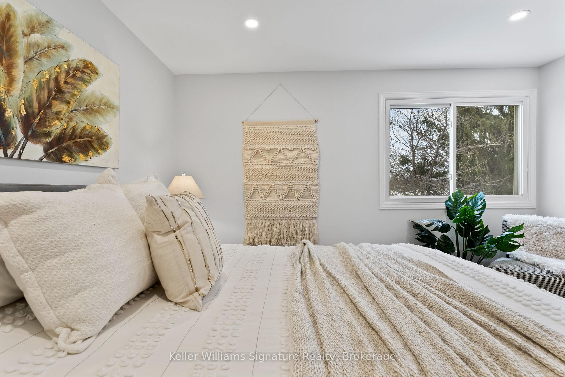 Photo 21 of 2265 Middlesmoor Crescent, Burlington, Brant Hills — HOMEH