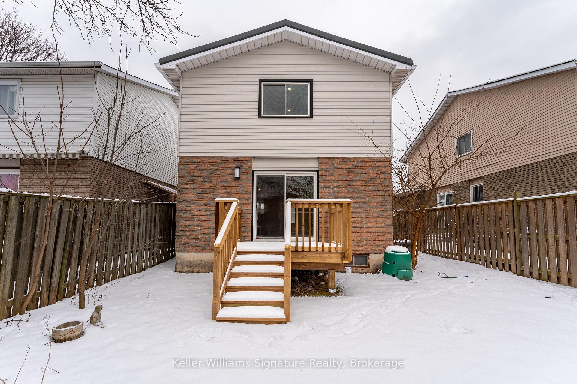 Photo 35 of 2265 Middlesmoor Crescent, Burlington, Brant Hills — HOMEH