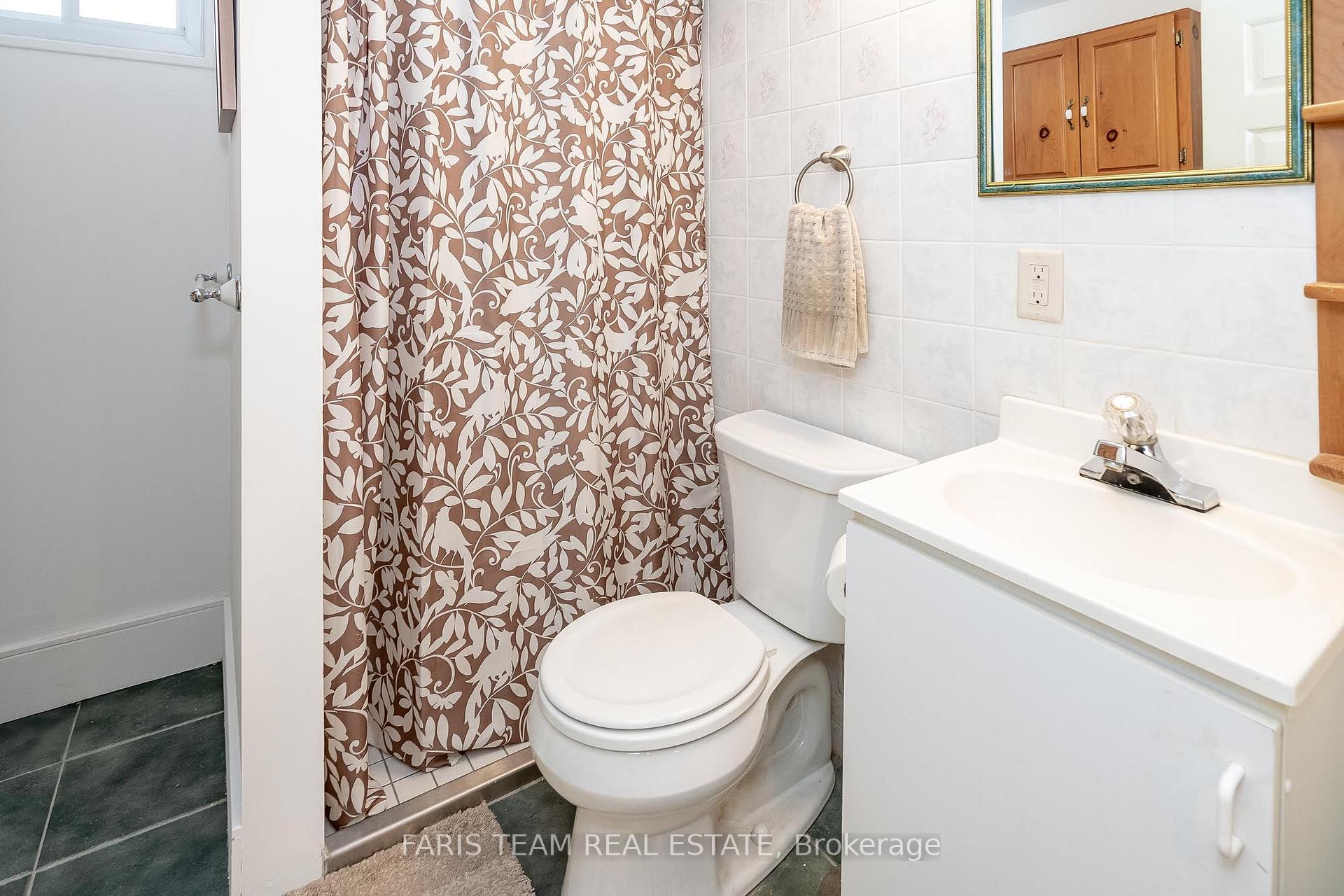 Photo 15 of 150 Clapperton Street, Barrie, Wellington — HOMEH