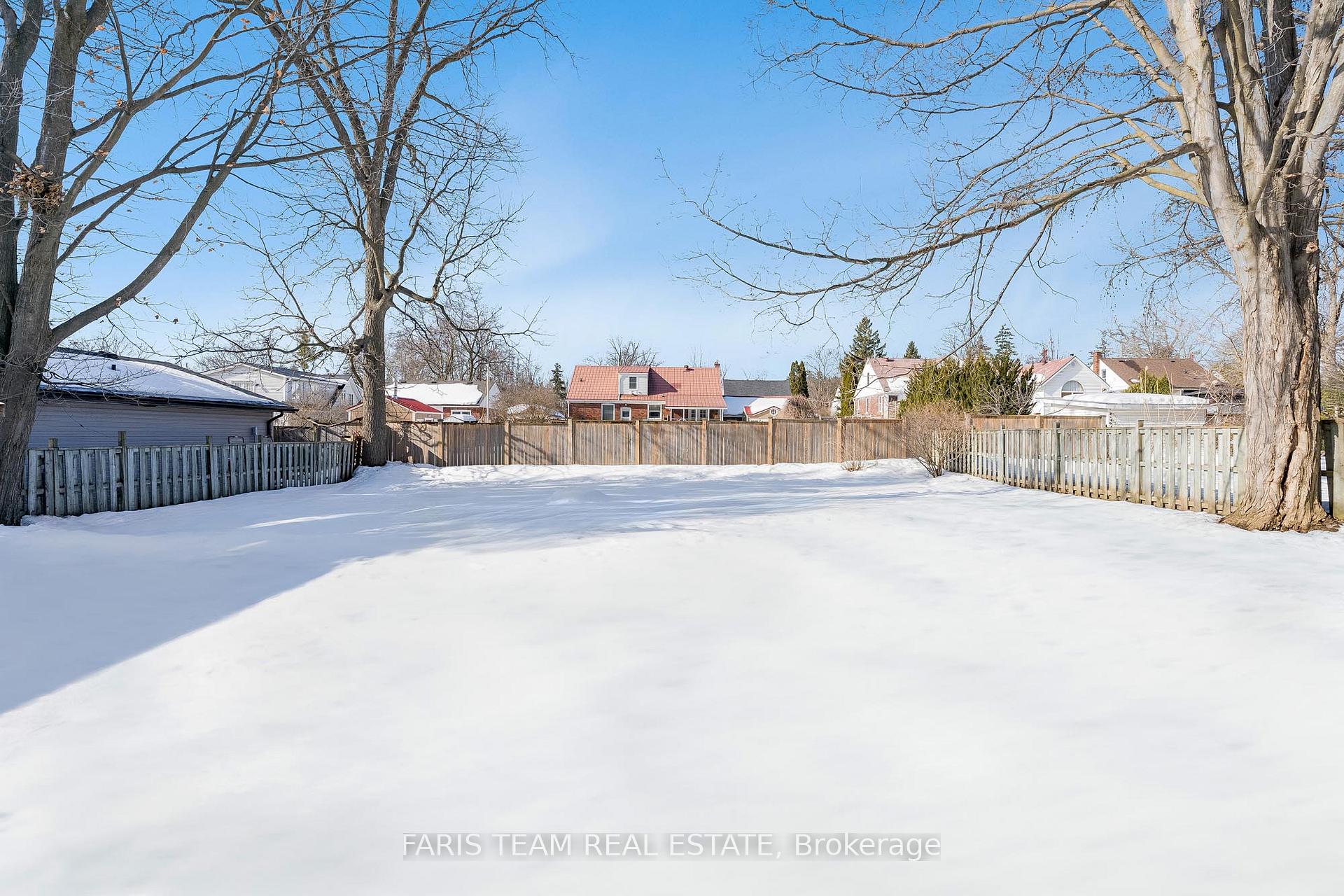 Photo 16 of 150 Clapperton Street, Barrie, Wellington — HOMEH