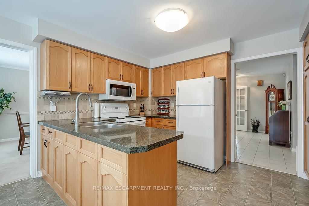 Photo 11 of 4152 Millcroft Park Drive, Burlington, Rose — HOMEH
