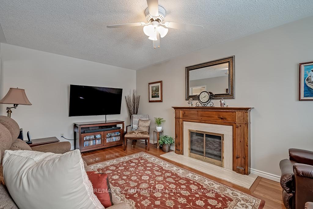 Photo 14 of 4152 Millcroft Park Drive, Burlington, Rose — HOMEH
