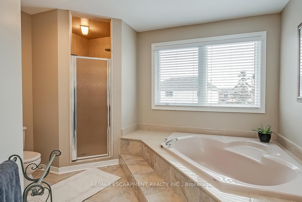 Photo 22 of 4152 Millcroft Park Drive, Burlington, Rose — HOMEH