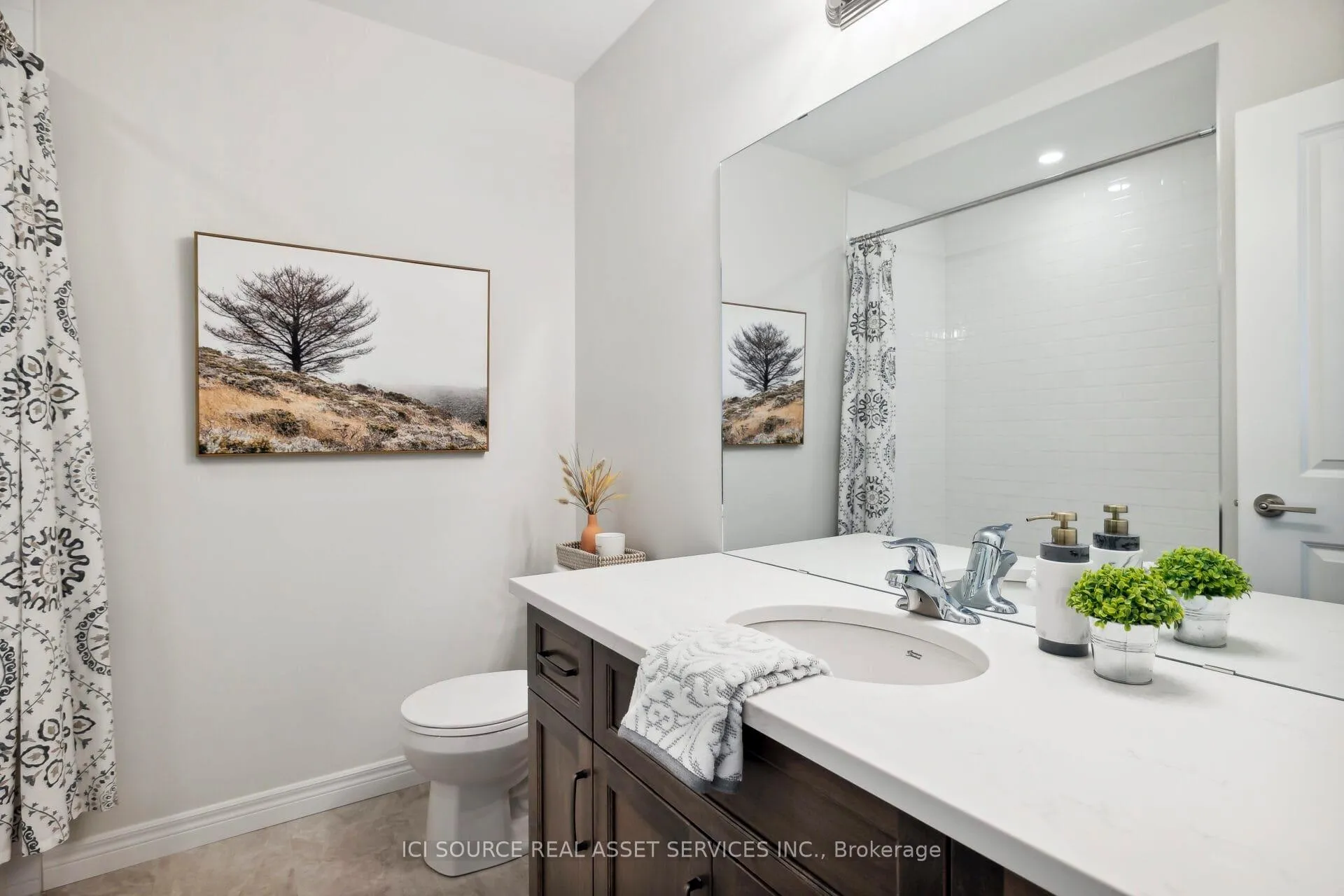 Photo 17 of 276 Tanglewood Drive, Hamilton, Rural Glanbrook — HOMEH