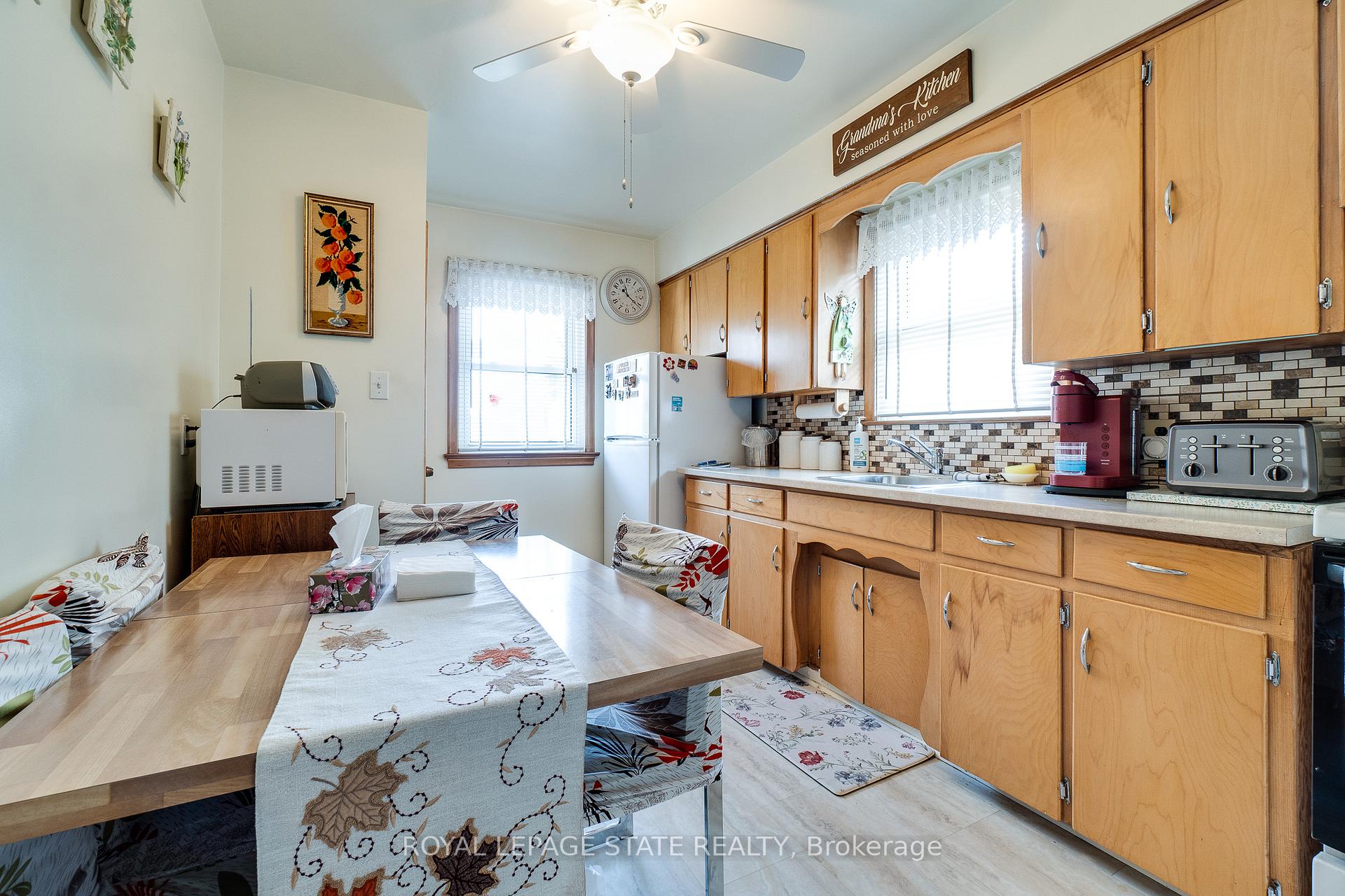 Photo 15 of 1211 Homewood Drive, Burlington, Mountainside — HOMEH