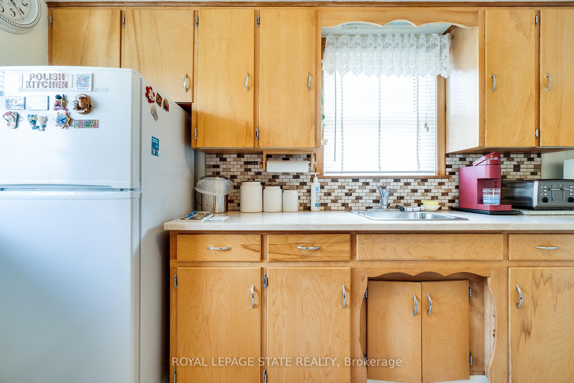 Photo 18 of 1211 Homewood Drive, Burlington, Mountainside — HOMEH