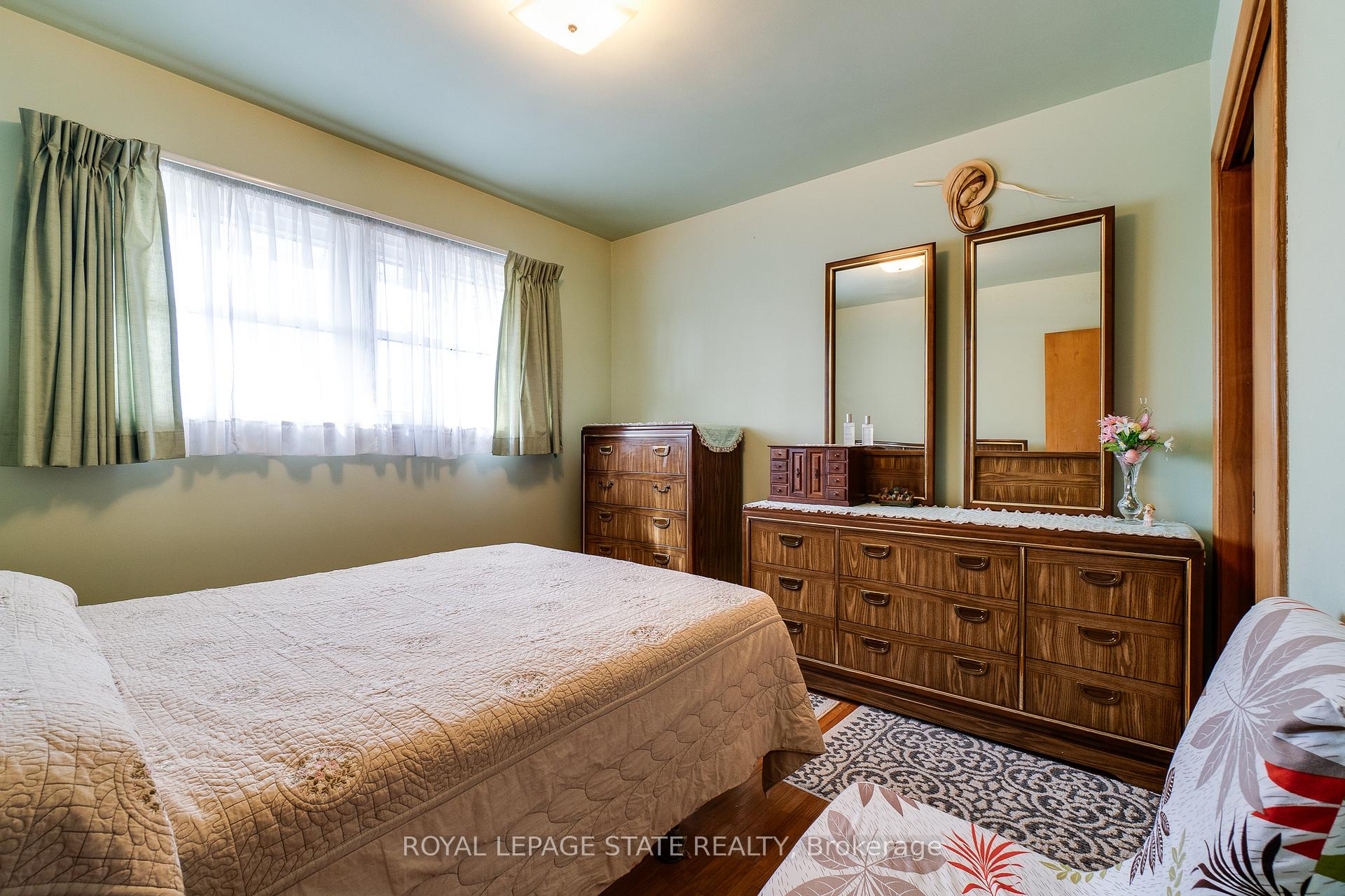 Photo 24 of 1211 Homewood Drive, Burlington, Mountainside — HOMEH