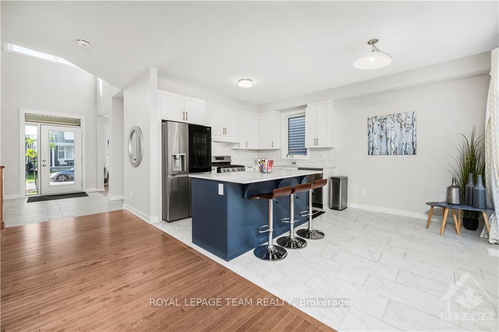 Photo 4 of 241 Appalachian Circle, Ottawa, Barrhaven - Half Moon Bay — HOMEH
