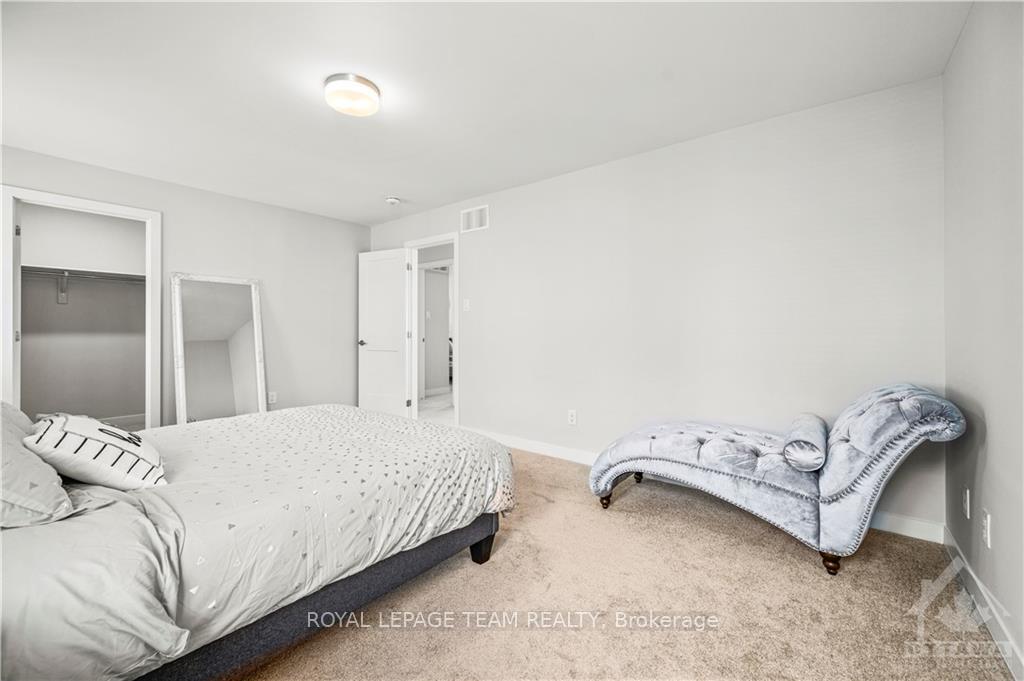 Photo 9 of 241 Appalachian Circle, Ottawa, Barrhaven - Half Moon Bay — HOMEH