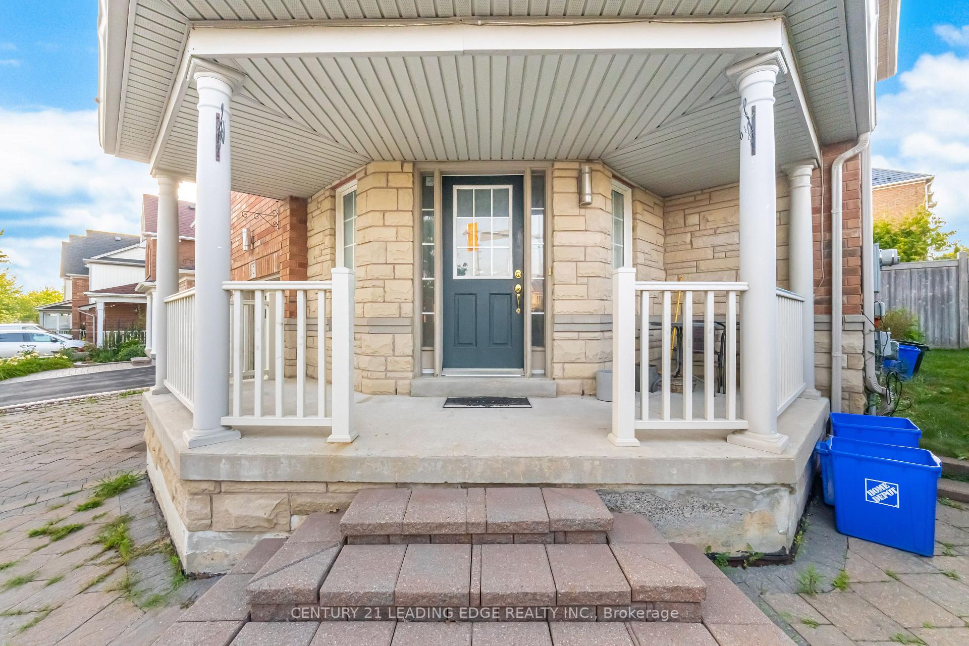 Photo 6 of 2 Thackery Drive, Ajax, Northeast Ajax — HOMEH