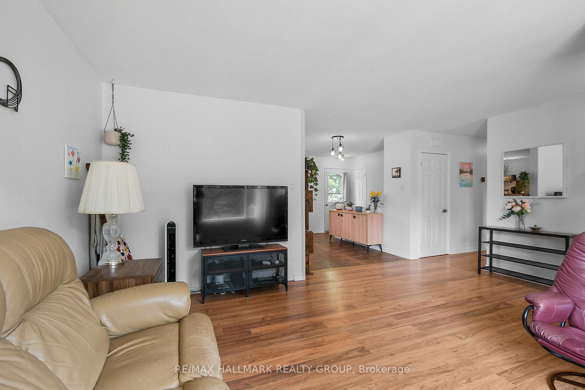 Photo 8 of 175 King Street, Carleton Place — HOMEH