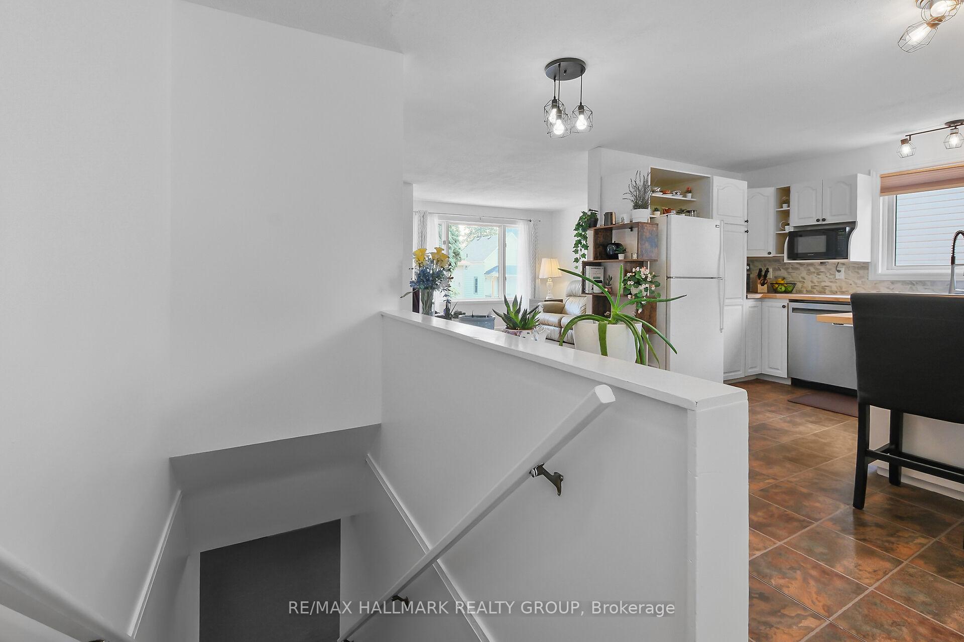 Photo 15 of 175 King Street, Carleton Place — HOMEH