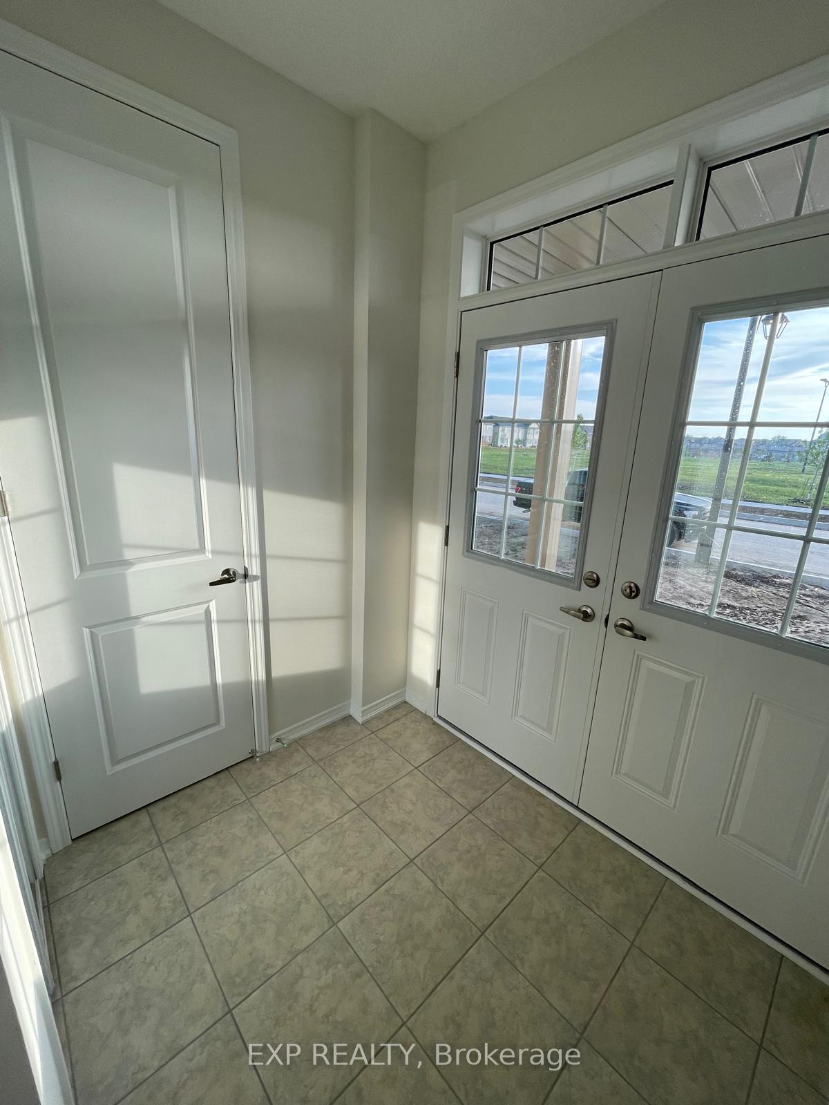 Photo 6 of 46 Witteveen Drive, Brant, Brantford Twp — HOMEH