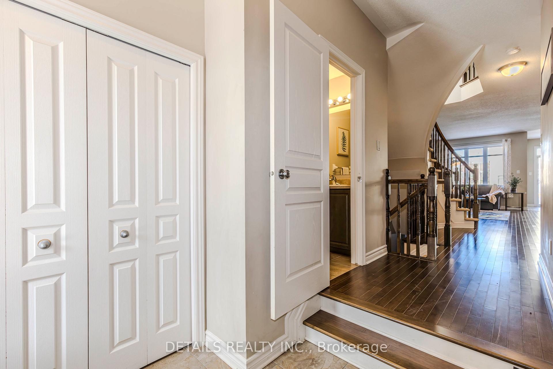 Photo 3 of 53 Madelon Drive, Ottawa, Barrhaven - Longfields — HOMEH