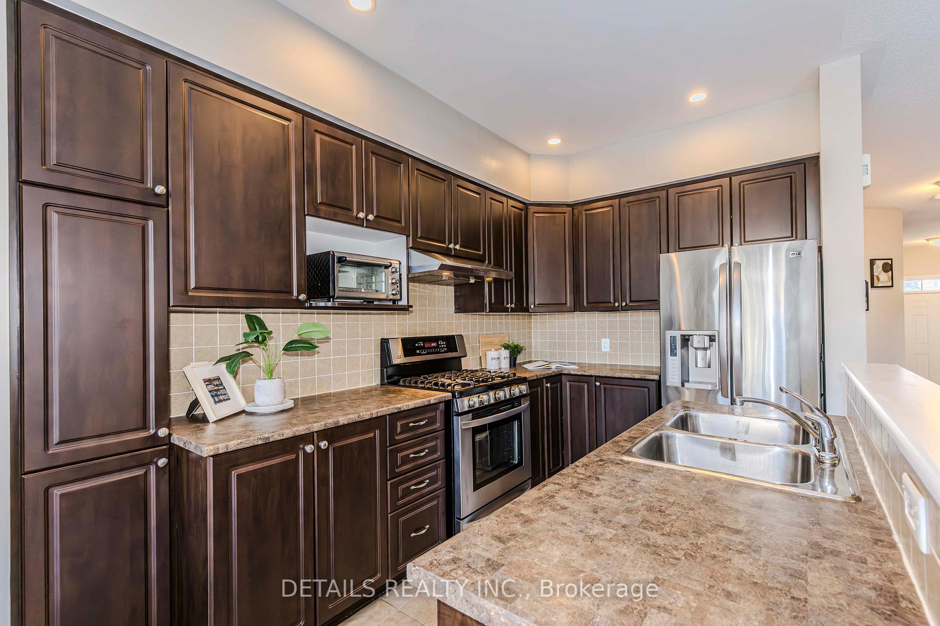 Photo 15 of 53 Madelon Drive, Ottawa, Barrhaven - Longfields — HOMEH