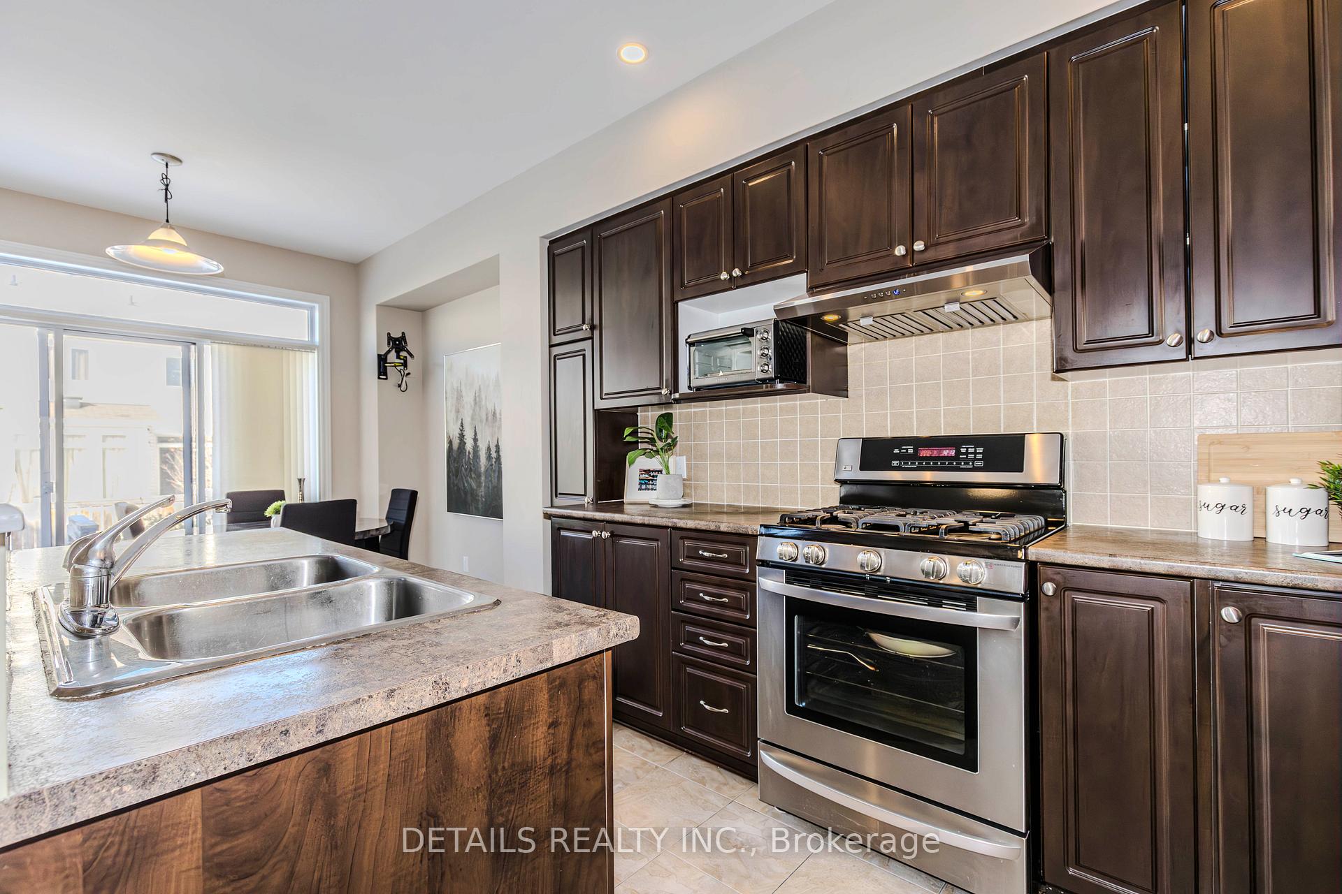 Photo 17 of 53 Madelon Drive, Ottawa, Barrhaven - Longfields — HOMEH
