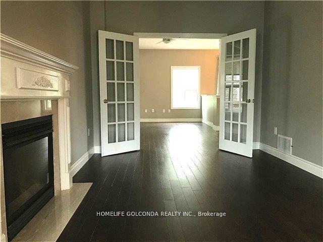 Photo 5 of 10 Jessica Drive, Barrie, Painswick South — HOMEH