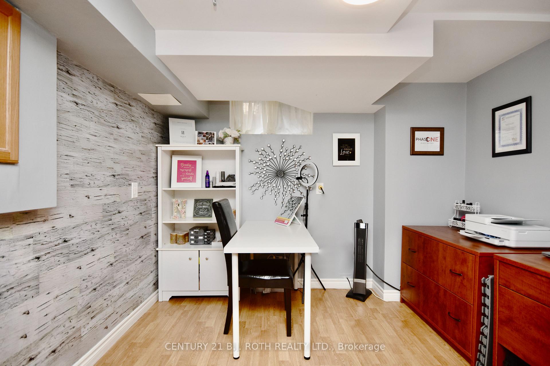 Photo 30 of 46 Mcveigh Drive, Barrie, Northwest — HOMEH
