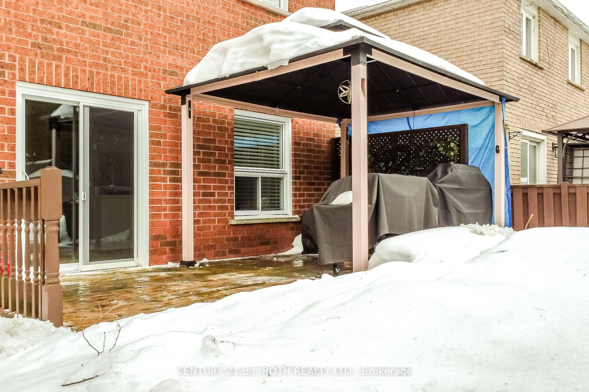 Photo 33 of 46 Mcveigh Drive, Barrie, Northwest — HOMEH