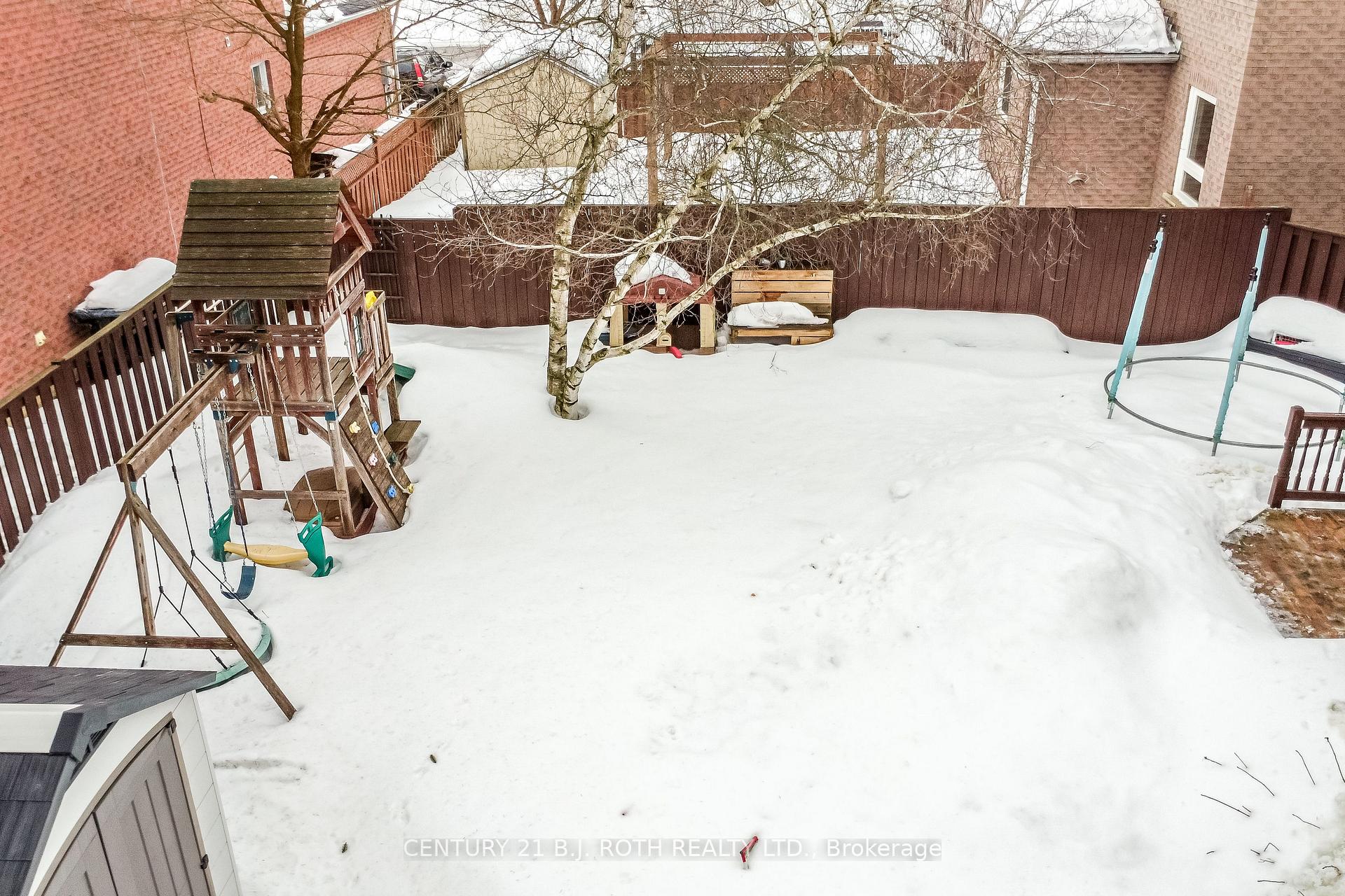 Photo 47 of 46 Mcveigh Drive, Barrie, Northwest — HOMEH