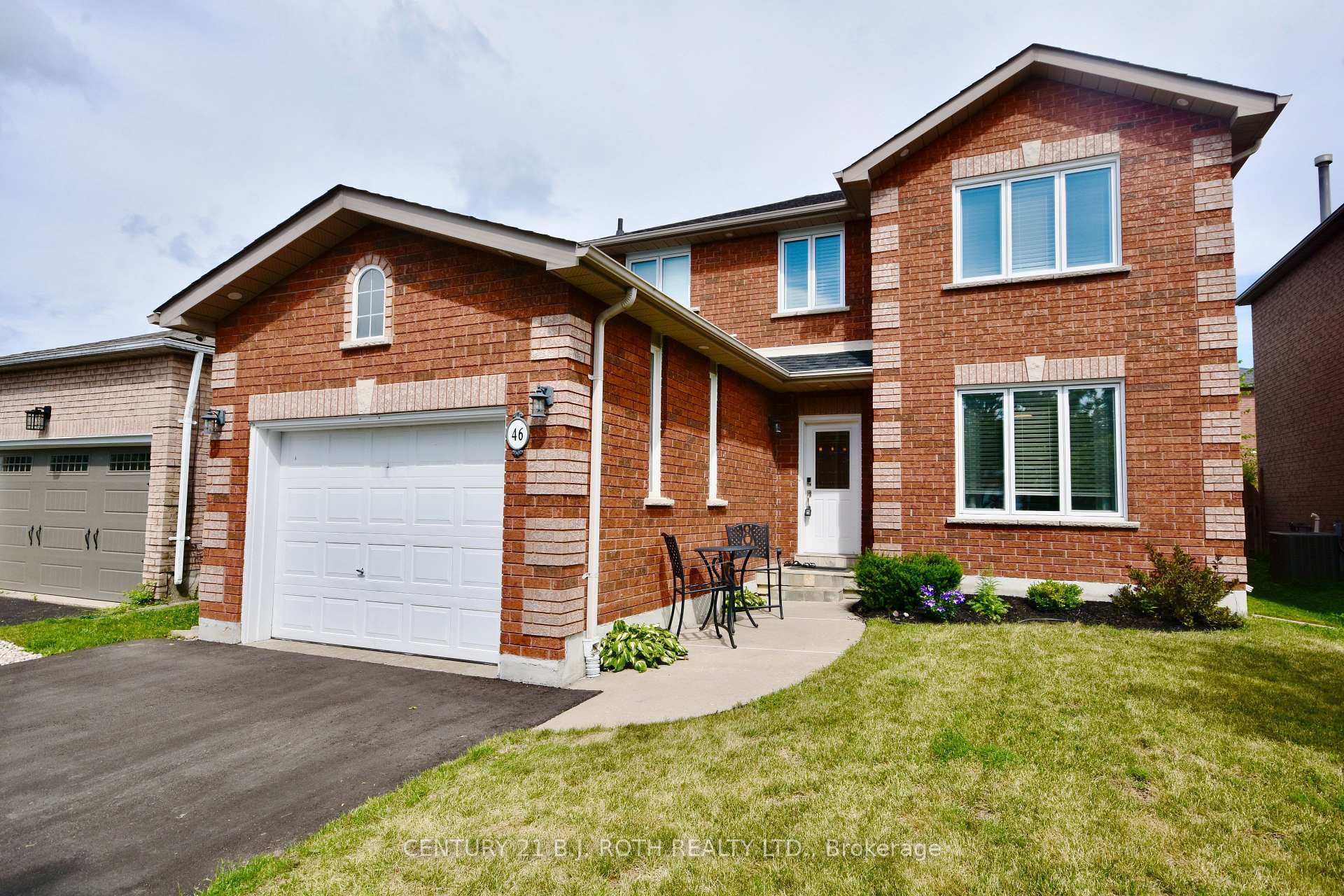 Photo 49 of 46 Mcveigh Drive, Barrie, Northwest — HOMEH