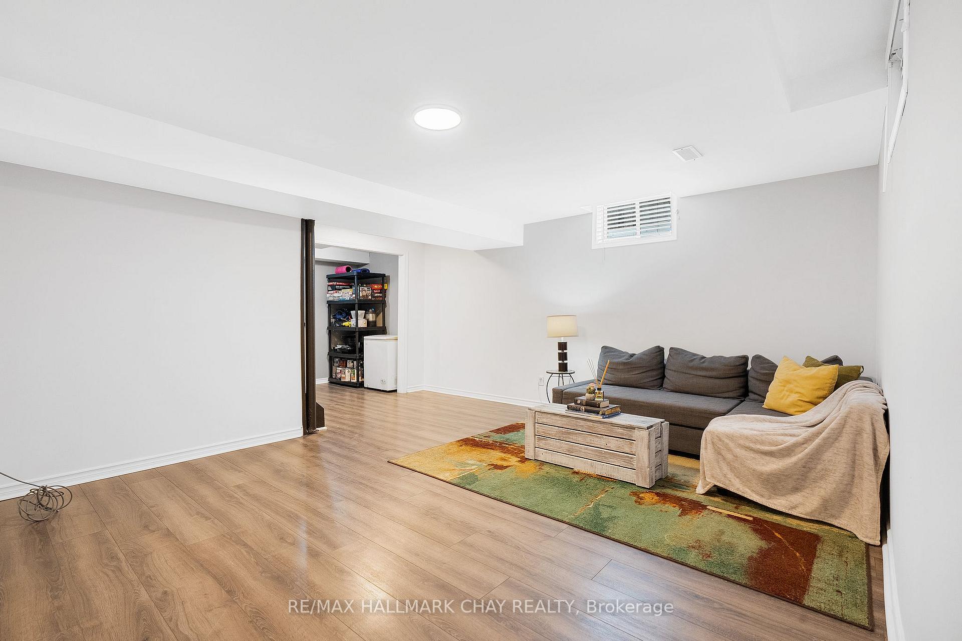 Photo 19 of 231 Mapleton Avenue, Barrie, Holly — HOMEH