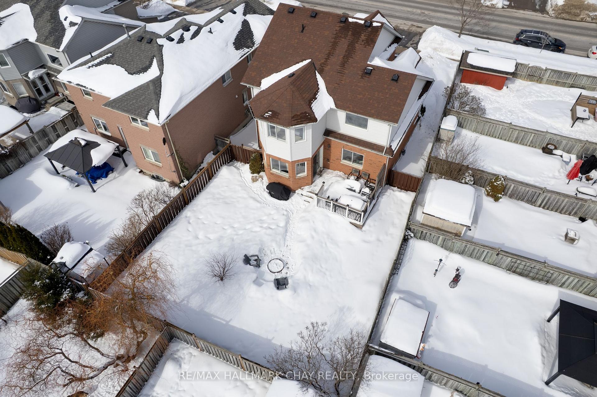 Photo 26 of 231 Mapleton Avenue, Barrie, Holly — HOMEH