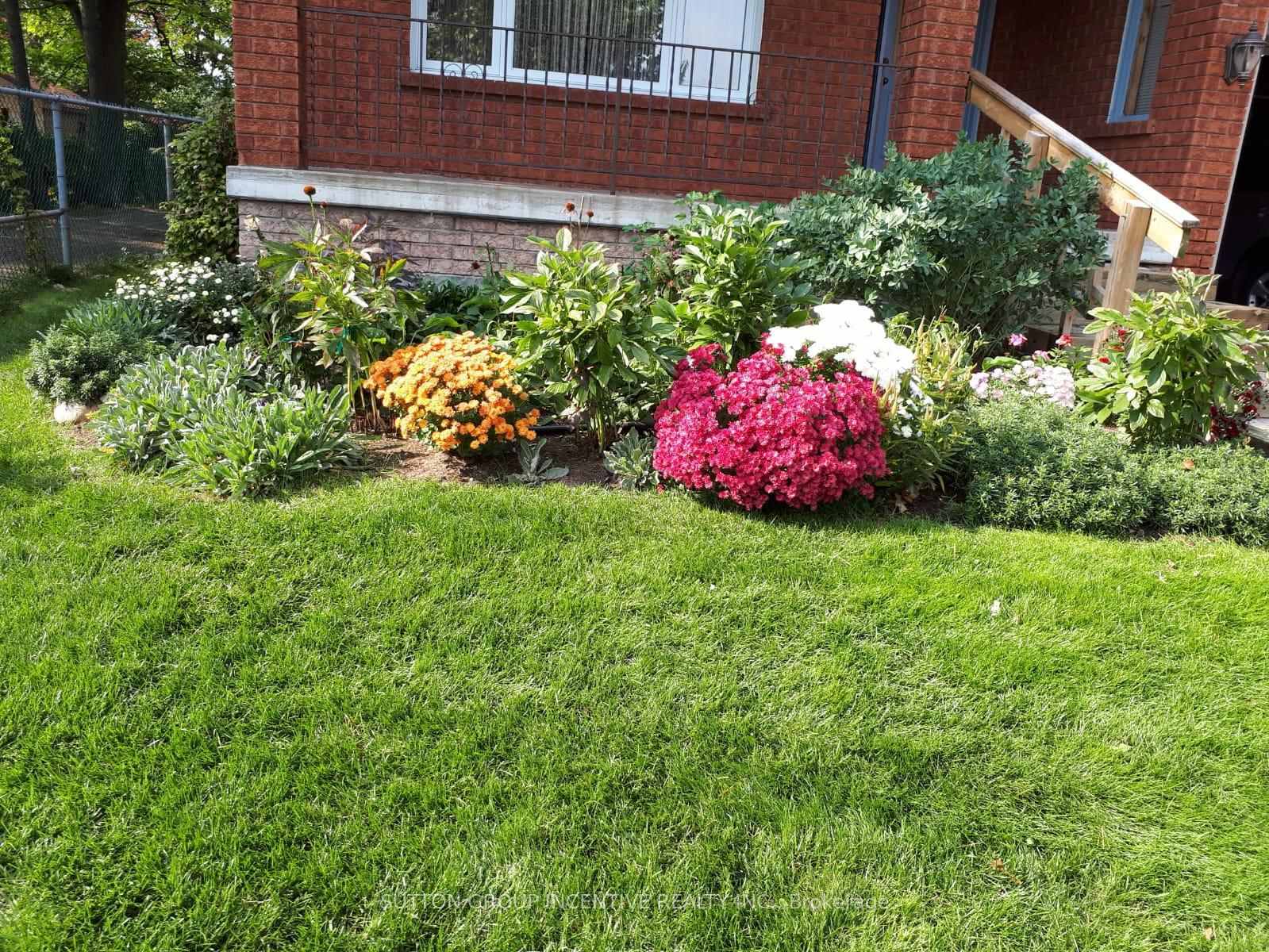 Photo 40 of 314 Leacock Drive, Barrie, Letitia Heights — HOMEH