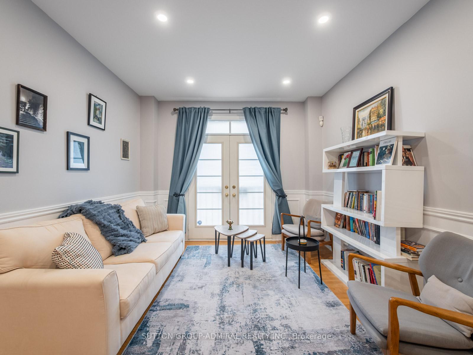 Photo 5 of 45 Honeywood Road, Vaughan, Patterson — HOMEH