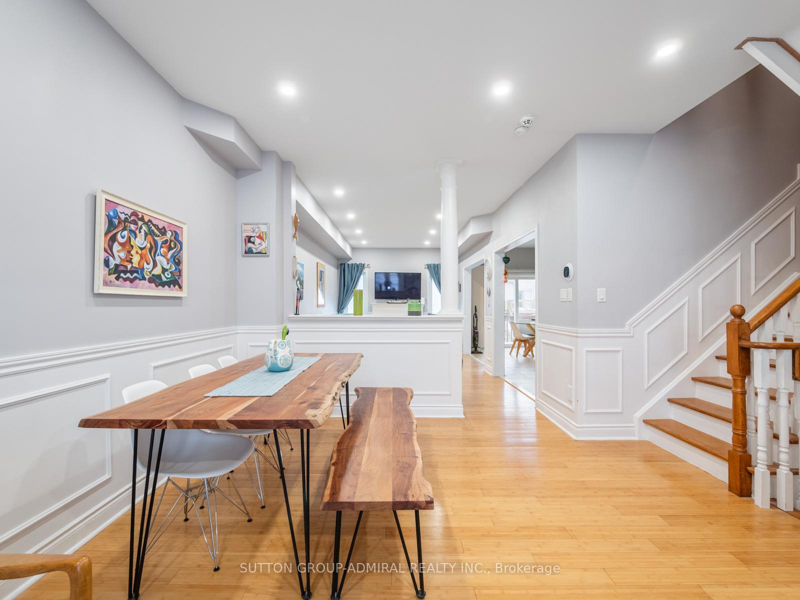 Photo 6 of 45 Honeywood Road, Vaughan, Patterson — HOMEH