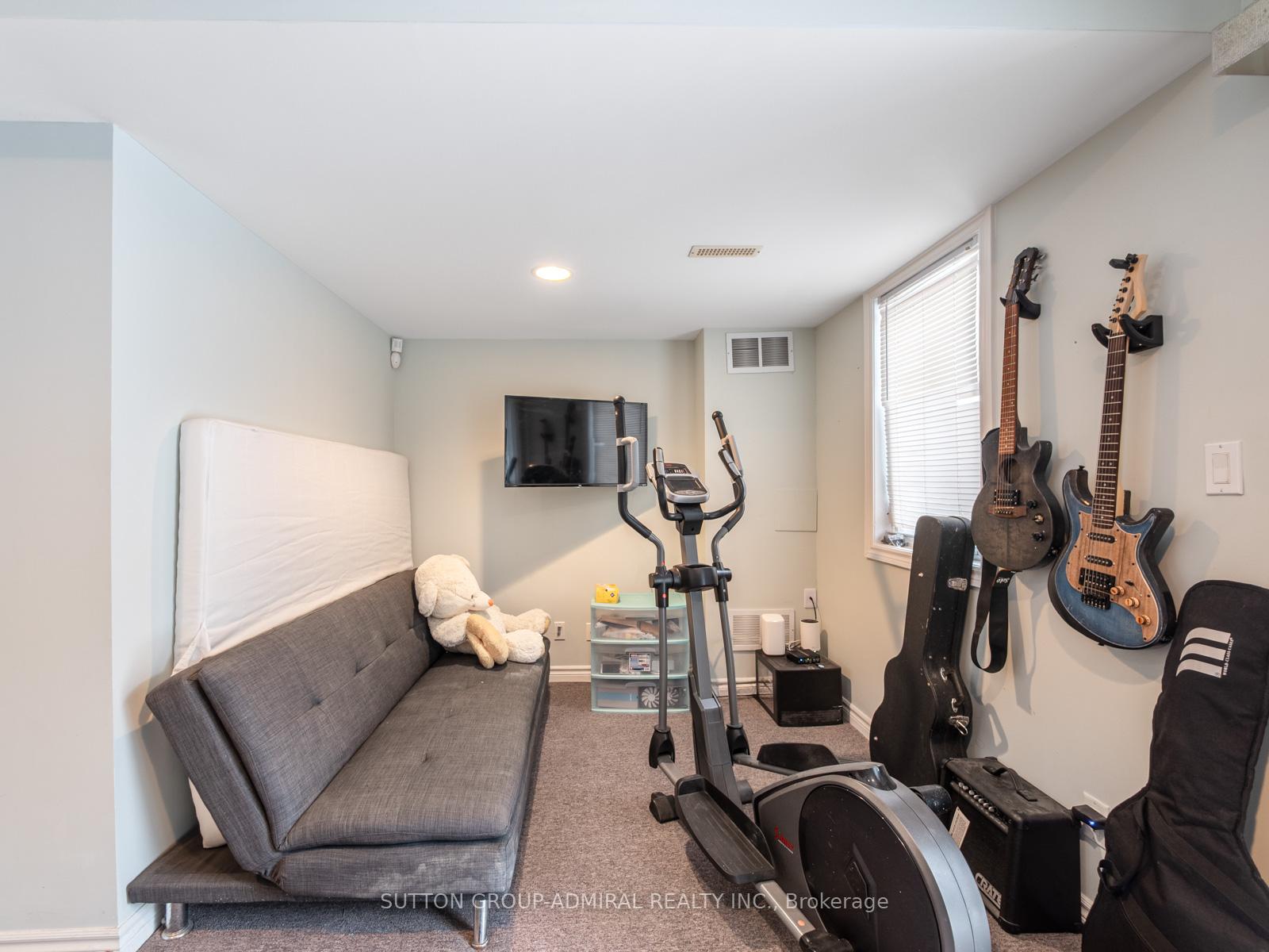 Photo 27 of 45 Honeywood Road, Vaughan, Patterson — HOMEH