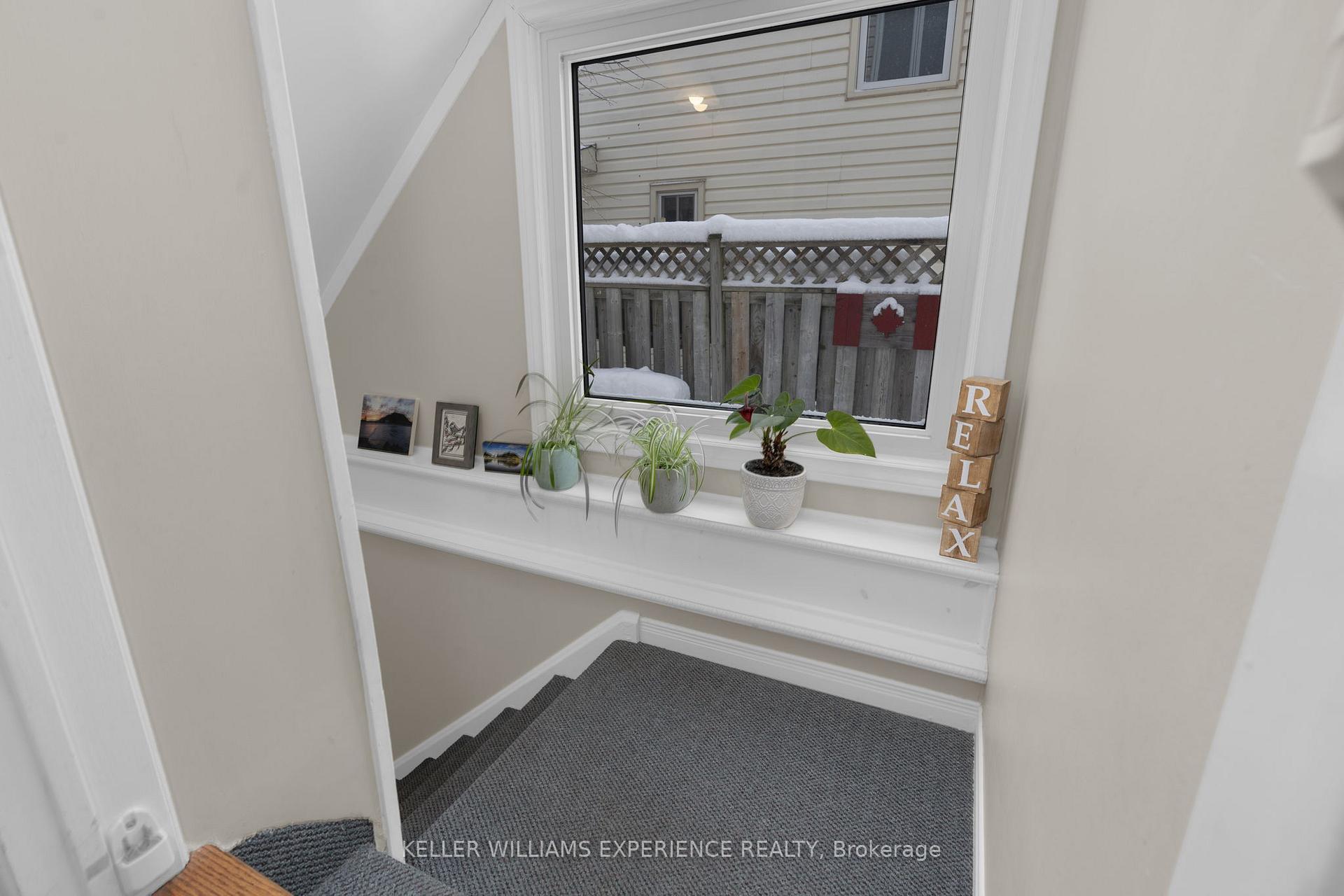 Photo 18 of 18 Carr Drive, Barrie, Letitia Heights — HOMEH